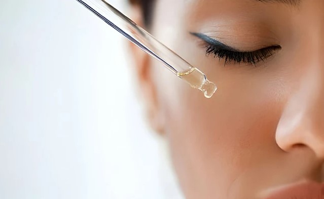 Avokado Çekirdeği Yağı Ne İşe Yarar | Avokado Çekirdeği Yağı Yüze Sürülür mü?