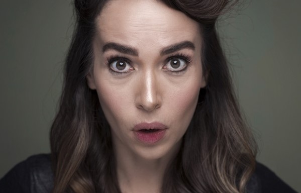 Esra Ronabar Kimdir | Esra Ronabar Kaç Yaşında? Esra Ronabar Türk mü? Esra Ronabar Kimdir | Esra Ronabar Kaç Yaşında? Esra Ronabar Türk mü? 