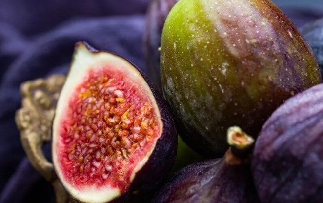 İncir Çekirdeği Yağı Ne İşe Yarar | İncir Çekirdeği Yağı Yüze Faydaları Neler? 