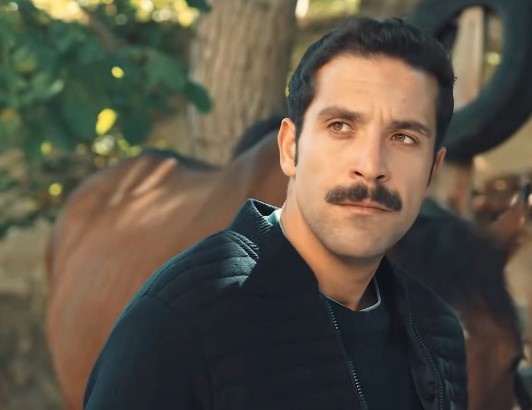 Cihat Süvarioğlu Kimdir | Sevdiğim Sensin Dizisi Oyuncusu Cihat Süvarioğlu Hangi Dizilerde Oynadı?