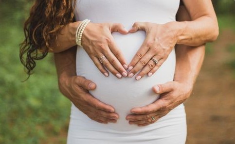 Hamilelikte Cinsel İlişki Nasıl Olmalı | Hamilelikte Hangi Pozisyonda Cinsel İlişkiye Girilmez?