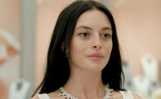 Melis Sezen Kimdir | Delikanlı Dizisi Hazan’ı Melis Sezen Yaşı Kaç?