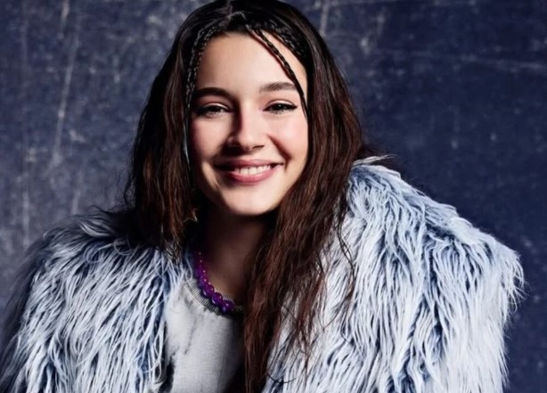 Mina Demirtaş Kimdir | Delikanlı Dizisi Dila’sı Mina Demirtaş Kiminle Sevgili?