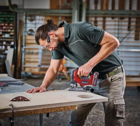 Dekupaj Testere ile Kusursuz Kesimlerin Sırrı